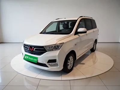 Wuling Hongguang · 2018 год