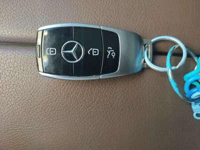 Mercedes-Benz E-Class 2020, 76500 км, за 210247.57 CNY - фото 9