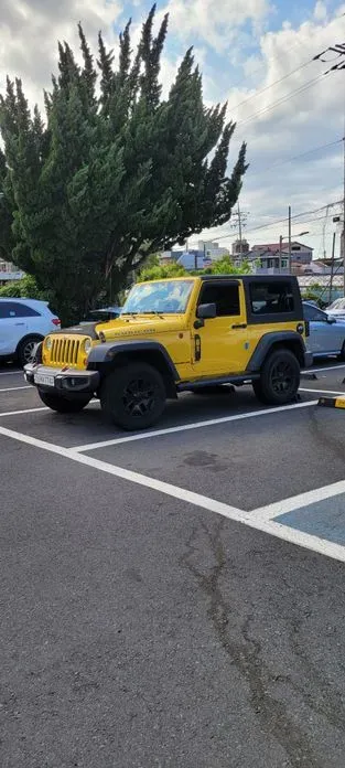 Jeep Wrangler 2009, 293000 км, за 8500000 KRW