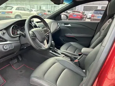 Chevrolet Monza 2019, 54000 км, за 28000 CNY