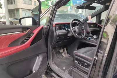 GAC Trumpchi M8 2023, 117400 км, за 153104.2 CNY - фото 19