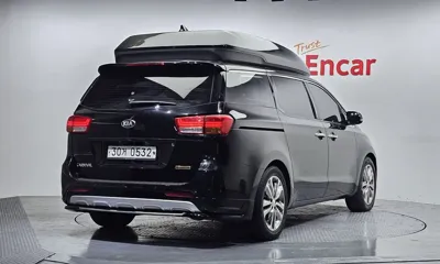 Kia Canival 2016, 232893 км, за 11500000 KRW - фото 2