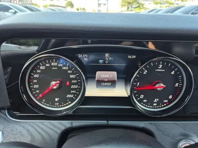 Mercedes-Benz E-Class 2019, 124851 км, за 23000000 KRW - фото 8