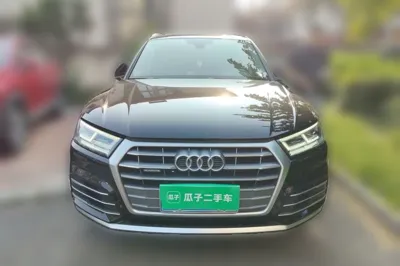 Audi Q5L 2020, 93200 км, за 130733.09 CNY