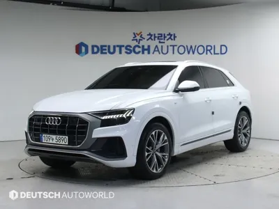 Audi Q8 · 2021 год