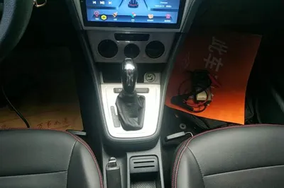 Volkswagen Gran Lavida 2013, 143600 км, за 41494.8 CNY - фото 16