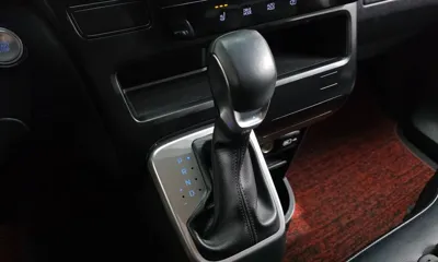 Hyundai Staria 2022, 89103 км, за 25000000 KRW - фото 9