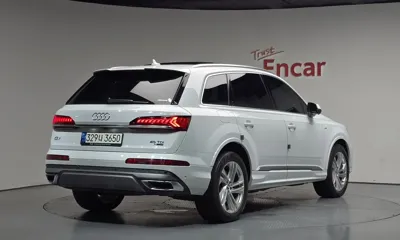 Audi Q7 2021, 99020 км, за 48900000 KRW