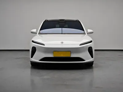 Nio ET5T 2023, 28000 км, за 125800 CNY