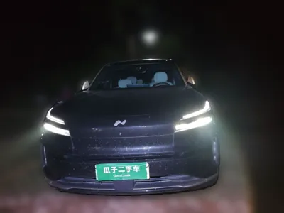ONVO Luxeed L90 2025, 21300 км, за 178569.06 CNY