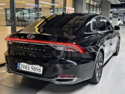 Hyundai Grandeur 2023, 55306 км, за 23900000 KRW