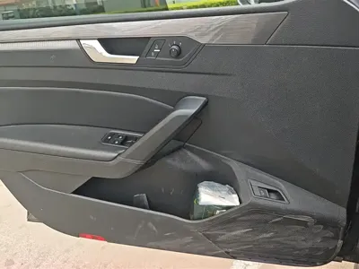Volkswagen Passat 2019, 27400 км, за 67000 CNY - фото 7