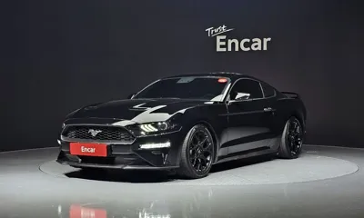 Ford Mustang · 2018 год