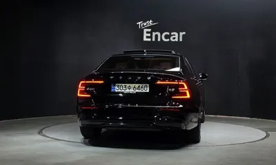 Volvo S60 2024, 27715 км, за 42200000 KRW