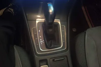 Volkswagen Golf 2018, 111500 км, за 52677.46 CNY - фото 14