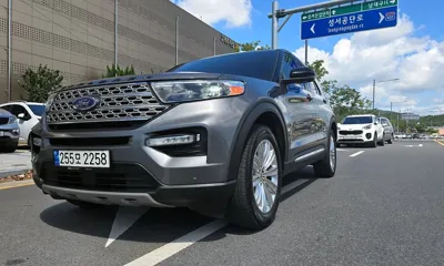 Ford Explorer · 2022 год