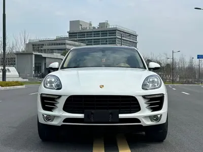 Porsche Macan 2016, 80000 км, за 119800 CNY