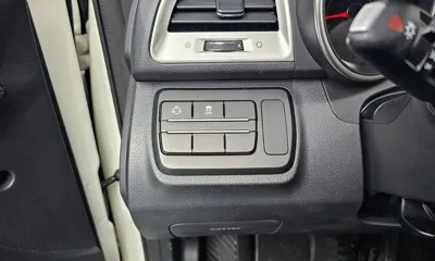 KG_Mobility_Ssangyong TIBOLI 2016, 85178 км, за 7800000 KRW - фото 20