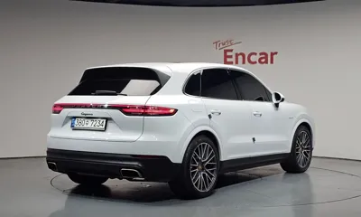 Porsche Cayenne 2021, 77615 км, за 79900000 KRW