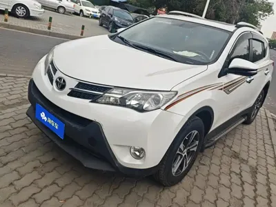 Toyota RAV4 · 2016 год