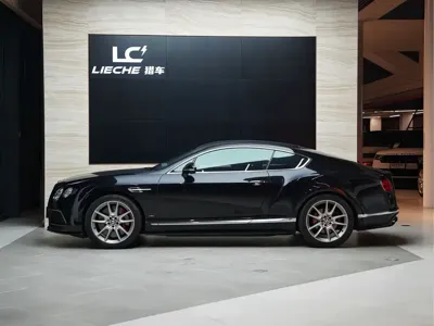 Bentley Continental 2017, 13000 км, за 898000 CNY