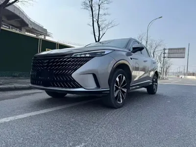Roewe RX5 · 2022 год