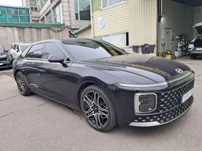 Hyundai Grandeur 2023, 27290 км, за 42000000 KRW