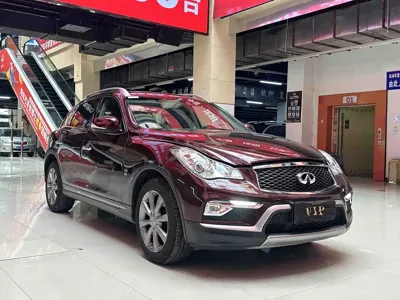 Infiniti QX50 2017, 80000 км, за 69700 CNY
