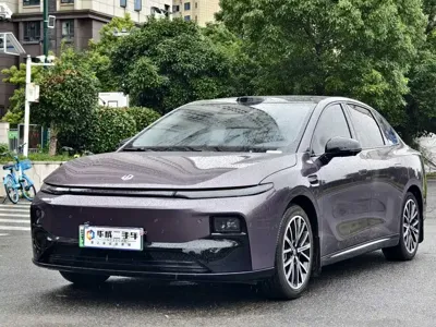 Leapmotor 零跑B01 · 2025 год