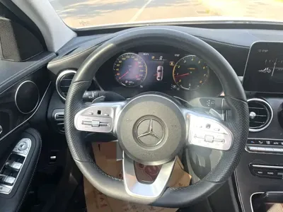 Mercedes-Benz C-Class 2019, 60000 км, за 83000 CNY