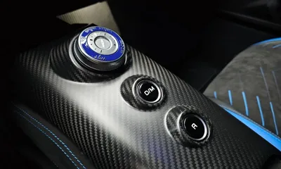 Maserati MC20 2022, 9596 км, за 279000000 KRW - фото 9