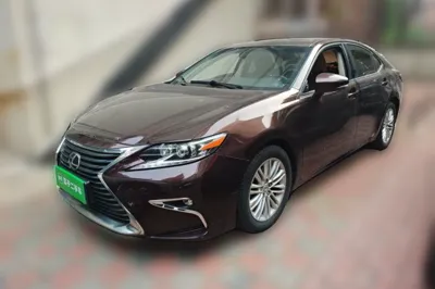 Lexus ES · 2015 год