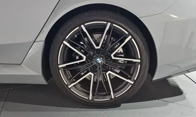 BMW M5 2026, 6779 км, за 185000000 KRW - фото 21