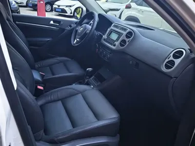 Volkswagen Tiguan 2015, 74000 км, за 42800 CNY - фото 6