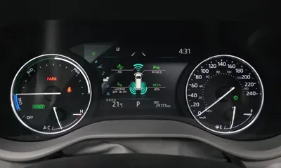 Toyota Sienna 2022, 29177 км, за 47900000 KRW - фото 8