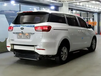 Kia Canival 2017, 183236 км, за 14000000 KRW