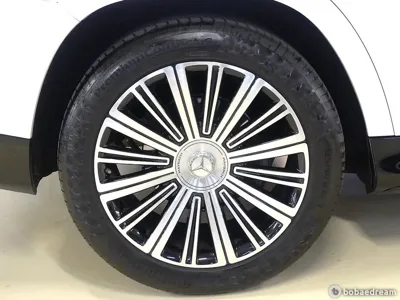 Mercedes-Benz GLS-Class 2023, 27000 км, за 184000000 KRW