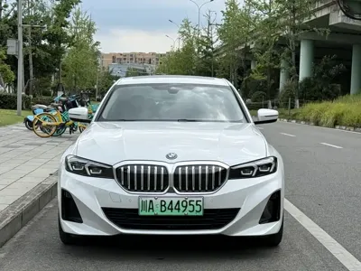 BMW i3 2024, 81800 км, за 129800 CNY
