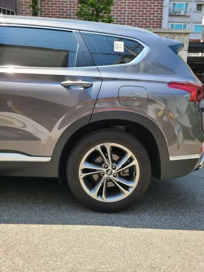 Hyundai Santafe 2020, 9147 км, за 25000000 KRW