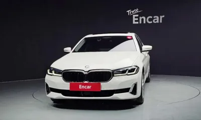 BMW 5-Series · 2021 год