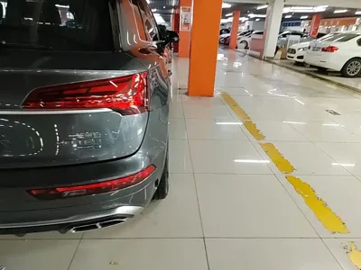 Audi Q5L 2022, 82300 км, за 162100 CNY - фото 8
