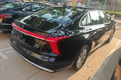 Hongqi H5 2025, 100 км, за 129949.98 CNY - фото 6