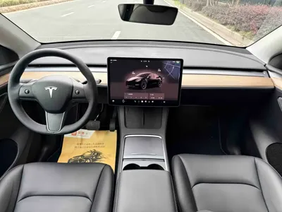 Tesla Model Y 2022, 64000 км, за 163800 CNY - фото 13