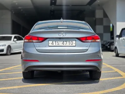 Hyundai Avante 2018, 135867 км, за 8900000 KRW
