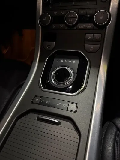 Land Rover Range Rover Evoque 2017, 83000 км, за 13800000 KRW - фото 9