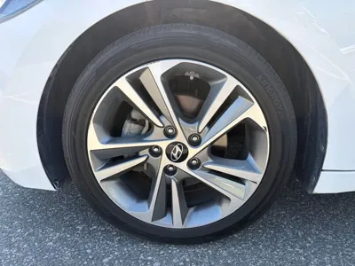 Hyundai Avante 2016, 108890 км, за 10500000 KRW - фото 20