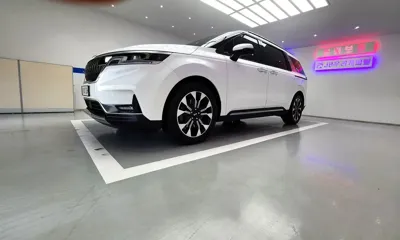 Kia Canival 2021, 110000 км, за 20500000 KRW