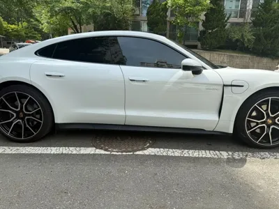 Porsche Taycan 2025, 21500 км, за 138000000 KRW - фото 7