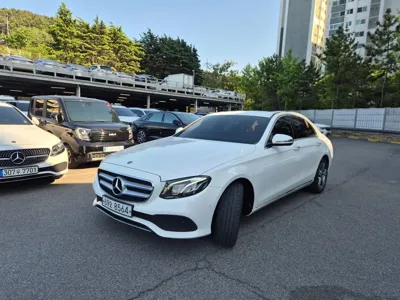 Mercedes-Benz E-Class 2019, 124851 км, за 23000000 KRW