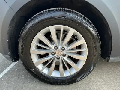 Zotye Zotye SR9 2018, 40000 км, за 26800 CNY - фото 5